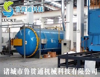 Rubber roller vulcanization tank use the scene